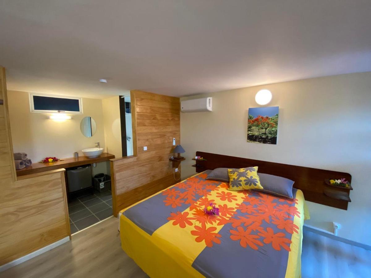 Bora Bora Holiday'S Lodge Eksteriør bilde